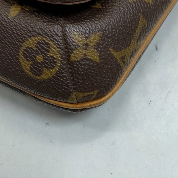 Authentic Louis Vuitton Musette Salsa - Picture 5 of 10